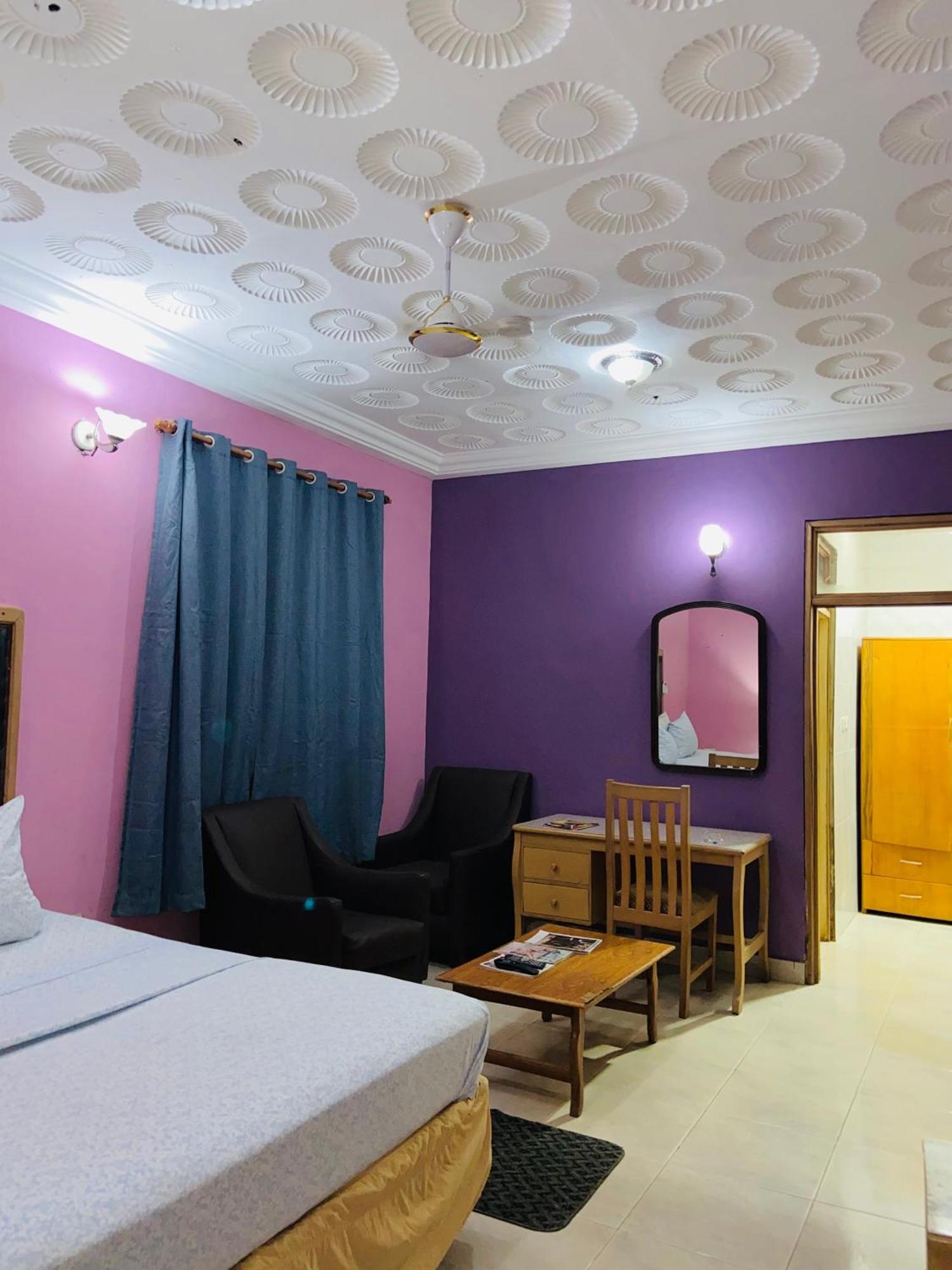 Heaven Gate Hotel Accra Exterior photo