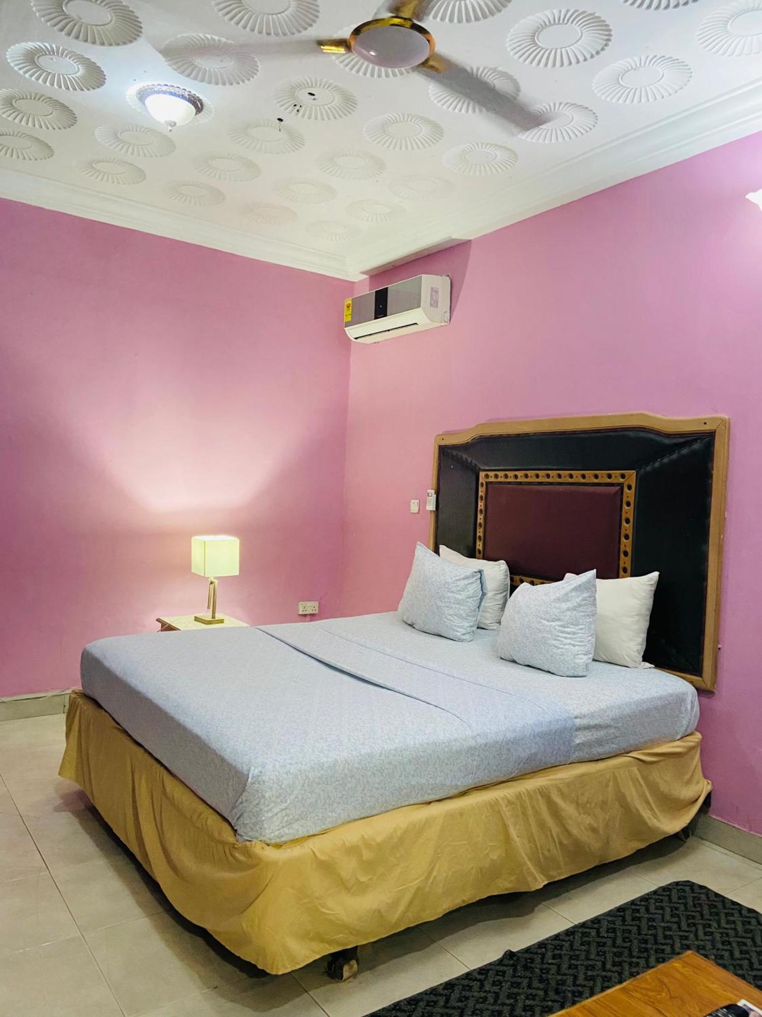 Heaven Gate Hotel Accra Exterior photo