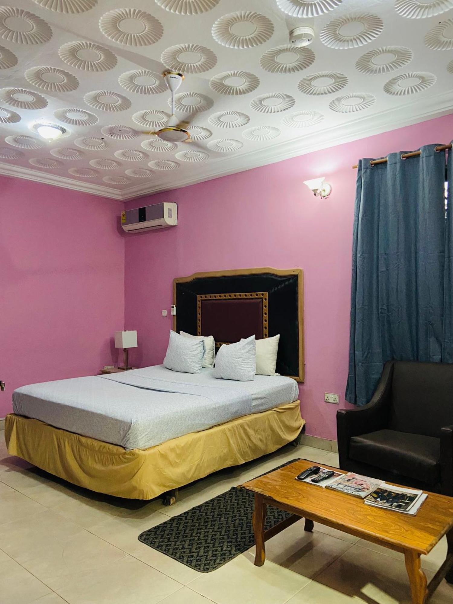 Heaven Gate Hotel Accra Exterior photo