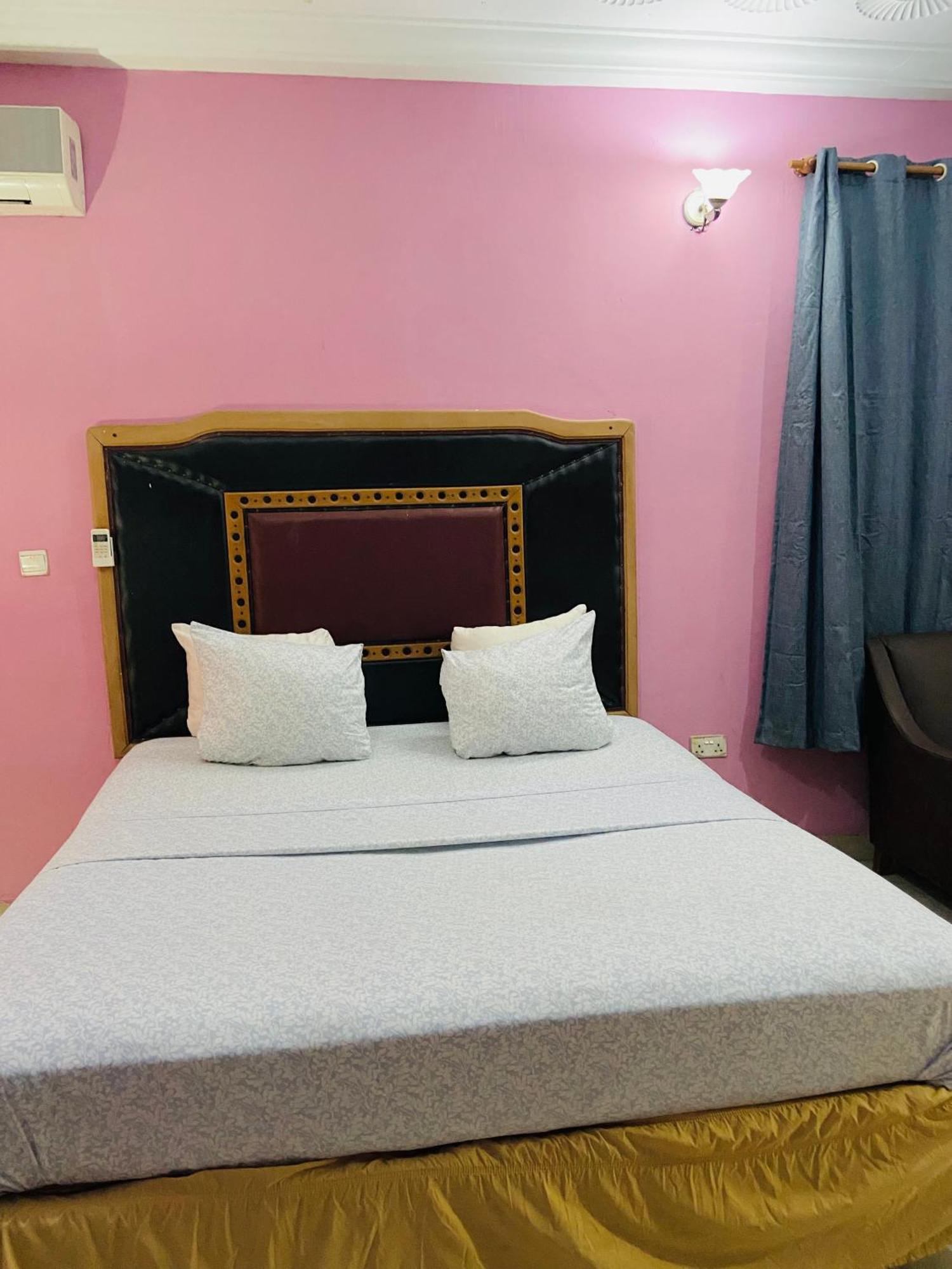 Heaven Gate Hotel Accra Exterior photo